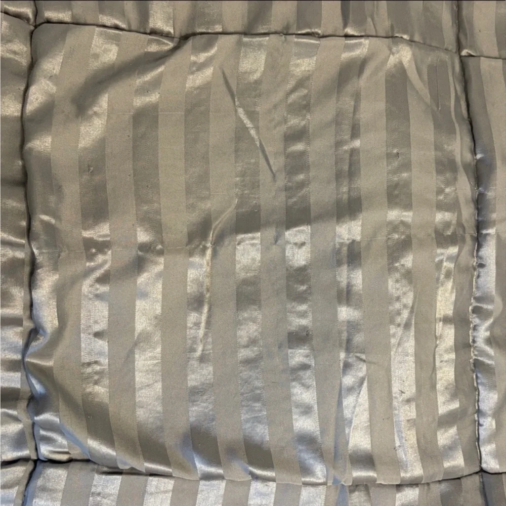 Striped Comforter Bedspread Ultra Stripes Luxury Hotel Style Silver Full Queen